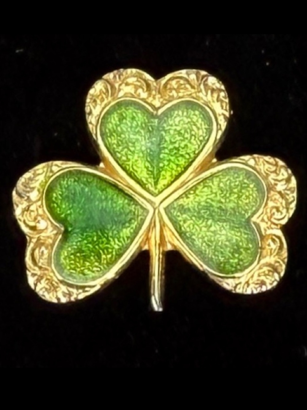 Goldtone Green 3 Leaf Clover Small Brooch Pin